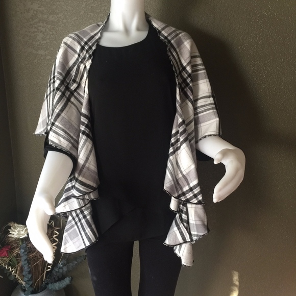 Boutique Accessories - Lightweight Top / Shawl Various Wearing Abilities!